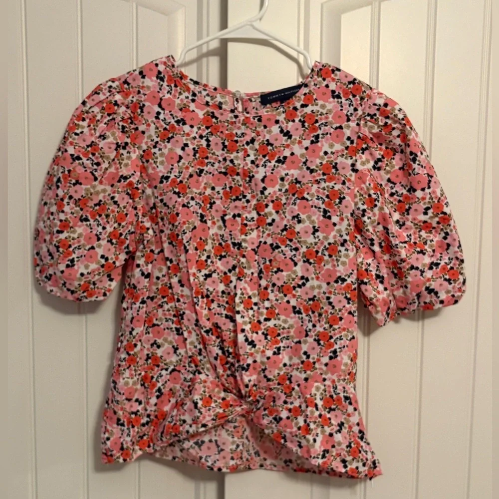 Tommy Hilfiger Ditzy Floral Puff Sleeve Top size Small